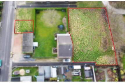 Attraktives Baugrundstück inklusive drei Garagenbauplätzen in Heinsberg-Dremmen