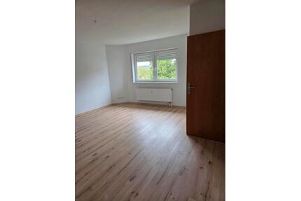 3ZKB Saarlouis Neuforweiler - 690,00&nbsp;EUR Kaltmiete, ca.&nbsp; 70,00&nbsp;m&sup2; in Saarlouis (PLZ: 66740)