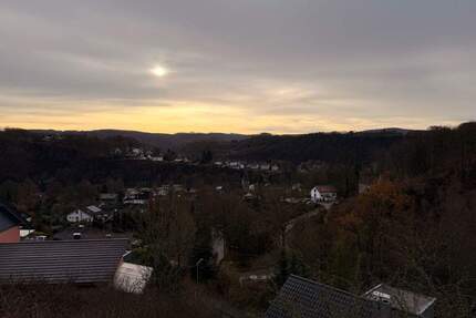 Einmalige Investmentchance in 3 attraktive Immobilien mit Potential - Windeck Herchen