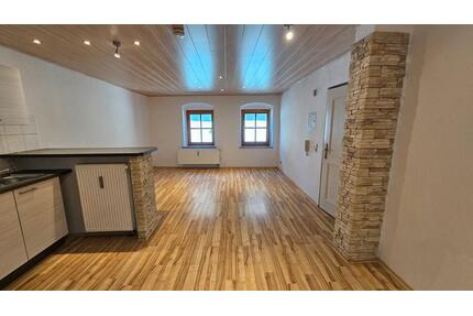 1 Zimmer-Wohnung - 360,00&nbsp;EUR Kaltmiete, ca.&nbsp; 37,00&nbsp;m&sup2; in Vilshofen an der Donau (PLZ: 94474)