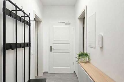 Wohnung zum Mieten in Halle 576,00 € 64 m²
