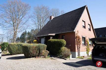 Für Handwerker - kleines Haus in traumhafter Lage nahe dem Selenter See - Lammershagen / Bellin