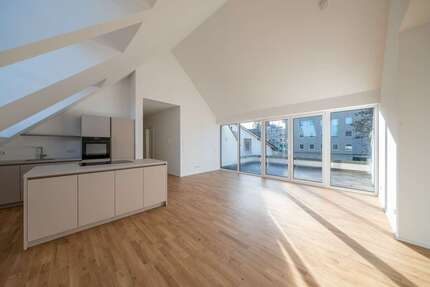 Wohnung zum Mieten in Darmstadt 2.220,00 € 117 m²