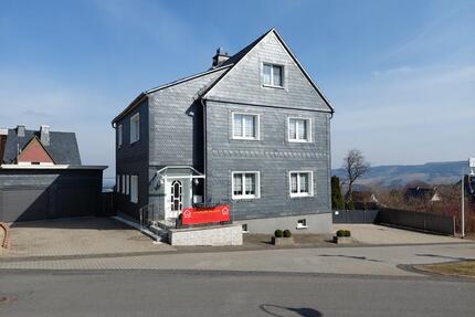 Schönes Ein-Zweifamilienhaus mitten im Kurbereich von Masserberg