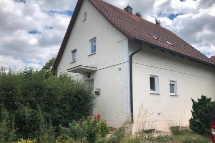 Einfamilienhaus mit 3 Nebengebäuden in Kelheim zu verkaufen