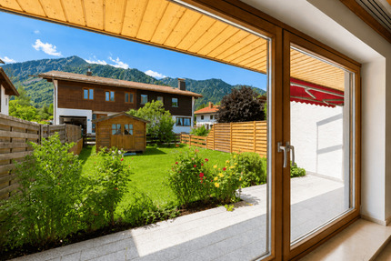 Viel Platz zum Leben: Reihenmittelhaus mit 4 Schlafzimmern und eigenem Grundstück - Schliersee Neuhaus