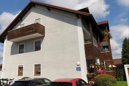 Sonnige 1-Zimmerwohnung mit neuer Einbauküche und Balkon - Passau Auerbach