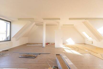 Stilvolle 2-Zimmer Wohnung im Lutherhaus Torgau - lichtdurchflutet & großzügig geschnitten