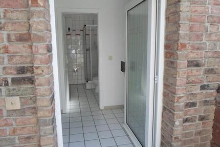 Jülich - Apartment 22 qm mit überdachter Terrasse, teilmöbliert..
