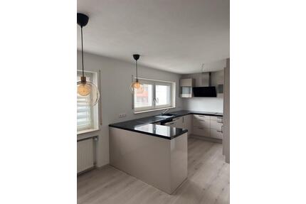 3,5 Zimmer Wohnung - 1.650,00&nbsp;EUR Kaltmiete, ca.&nbsp; 98,00&nbsp;m&sup2; in Weingarten (PLZ: 88250)