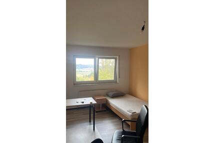 WG zimmer in Marburg - 550,00&nbsp;EUR Kaltmiete, ca.&nbsp; 30,00&nbsp;m&sup2; in Marburg (PLZ: 35041) Marbach
