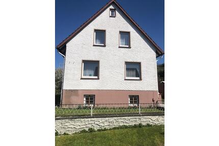 Freistehendes Haus mit Panoramablick im ruhigen Wohngebiet - Alfeld (Leine)