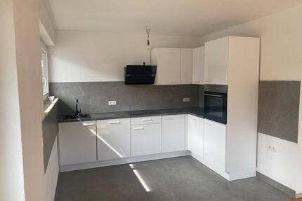 3-Zimmer-Wohnung • zur Miete • Einbauküche • Balkon - Remchingen