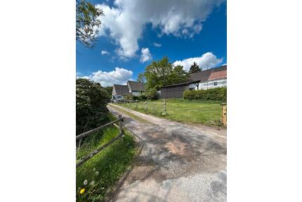 Einfamilienhaus zu vermieten - 1.300,00&nbsp;EUR Kaltmiete, ca.&nbsp; 150,00&nbsp;m&sup2; in Wipperfürth (PLZ: 51688)