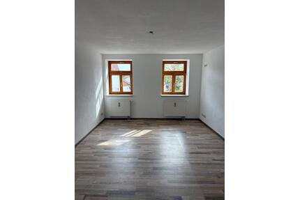 neuwertige 3-Zi Wohnung 1.OG SüdNord mit Balkon in SchnaitseeWa