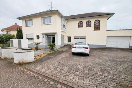 Haus zum Kaufen in Daxweiler 549.000,00 € 300 m²