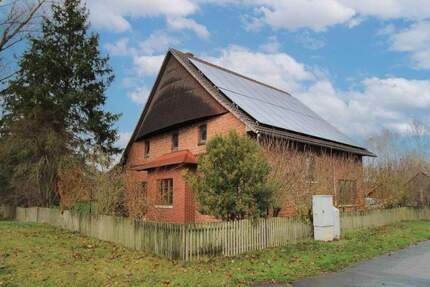 Haus in Pollhagen mit Solar & Ausbaureserve - mit Solar auf dem Dach