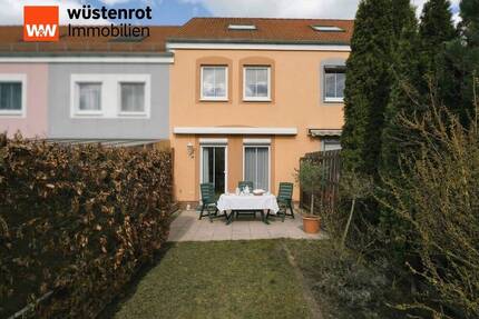 Familienfreundliches Wohnen zwischen Natur und Metropole, Reihenhaus in Rangsdorf,Garten,Stellplatz