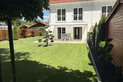 Haus zum Kaufen in Brunnthal 1.680.000,00 € 165 m²