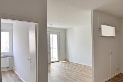 ERSTBEZUG! frisch renovierte 4-Raum-Wohnung wartet auf Sie! - Chemnitz Klaffenbach