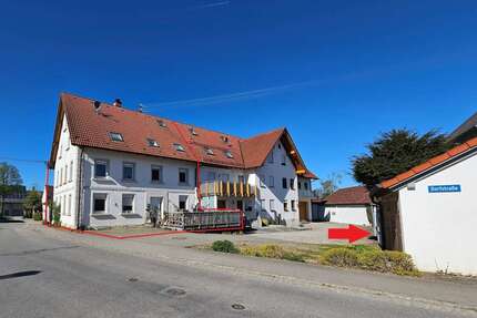 Haus zum Kaufen in Bad Saulgau-Großtissen 389.000,00 € 260 m²