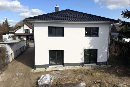 Haus zum Kaufen in Panketal 675.000,00 € 170.25 m²