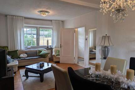 Idyllisches Einfamilienhaus mit Scheune, Garage und Garten - Freudenburg