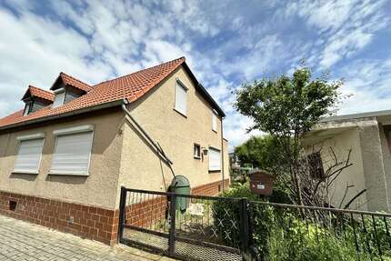 Haus zum Kaufen in Bernburg 79.500,00 € 100 m²