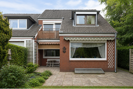 Haus zum Kaufen in Stade 275.000,00 € 122 m²