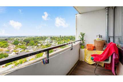 Attraktive 2-Zimmer-Wohnung mit West-Loggia in gepflegtem Hochhaus mit Weitblick - Erftstadt Liblar