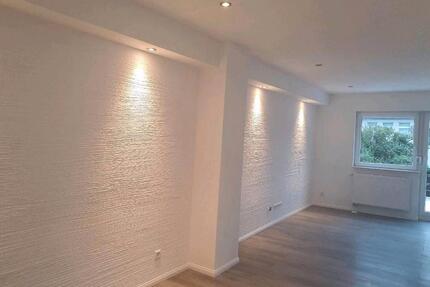 Zentrumsnahe, modernisierte 1-Zimmer-Wohnung mit Balkon - Helmstedt