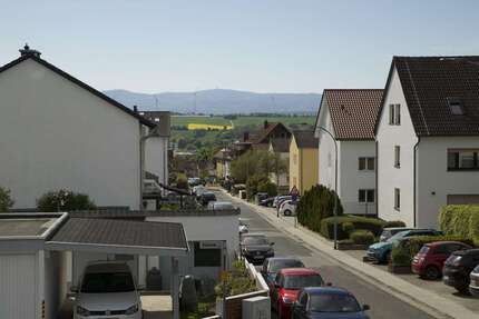 Haus zum Kaufen in Karben 990.000,00 € 252.09 m²
