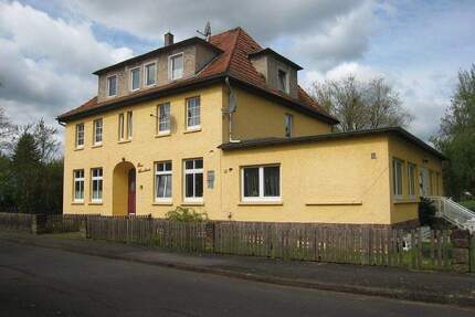 Projekt für Sanierer & Entwickler - teilvermietetes Mehrfamilienhaus nahe Bad Karlshafen - Bodenfelde Wahmbeck