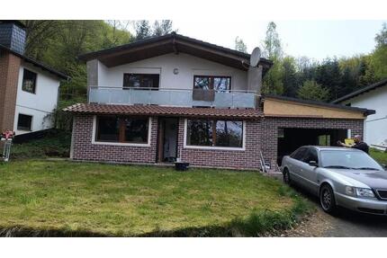 Modernisiertes Einfamilienhaus in Reinhardsagen - Panoramablick - Reinhardshagen