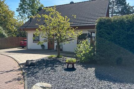 Freistehendes Einfamilienhaus - 1.800,00&nbsp;EUR Kaltmiete, ca.&nbsp; 130,00&nbsp;m&sup2; in Niederkrüchten (PLZ: 41372)