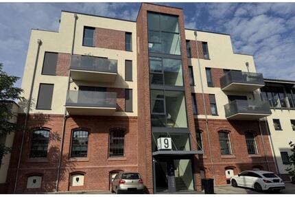 Exklusive 3-Zimmerwohnung mit Dachterrasse und Kamin in Theaternähe - Cottbus