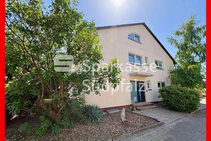 Haus zum Kaufen in Hagenbach 798.000,00 € 285 m²