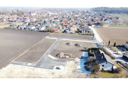 Wunderschön im Grünen wohnen - Verwirklichen Sie ihren Traum vom Eigenheim! - Tüßling