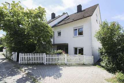 Haus zum Kaufen in Hofheim am Taunus 590.000,00 € 163.25 m²