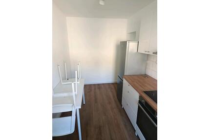 2 Zimmer Wohnung ab sofort - 600,00&nbsp;EUR Kaltmiete, ca.&nbsp; 50,00&nbsp;m&sup2; in Dorf Mecklenburg (PLZ: 23972)