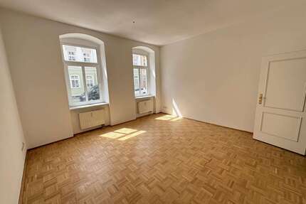 Wohnung zum Mieten in Zwickau 400,00 € 64.53 m²