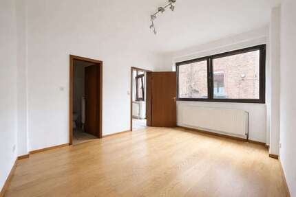 Wohnung zum Mieten in Frankfurt 400,00 € 25 m²