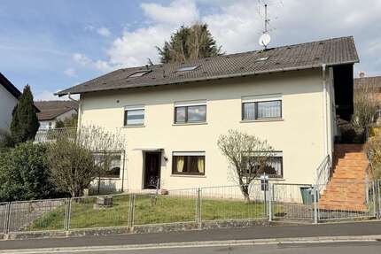 Haus zum Kaufen in Wächtersbach 539.000,00 € 306 m²