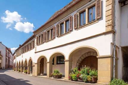 Haus zum Kaufen in Wachenheim an der Weinstraße 250.000,00 € 195.61 m²