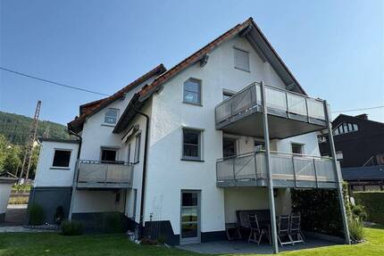 2-3-Familienhaus in Top-Zustand mit wunderschönem Garten in Meggen! - Lennestadt