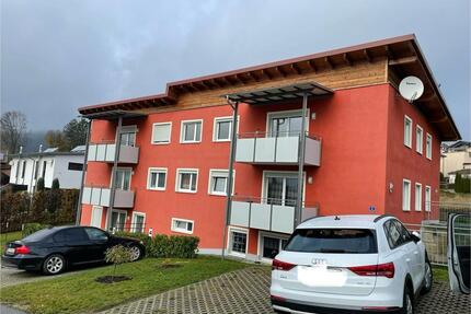 moderne und schöne 3-ZI-Wohnung mit Balkon - ZENTRALE LAGE! - Hauzenberg