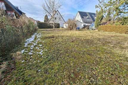 Grundstück zu verkaufen in Königsbrunn 695.000,00 € 915 m²