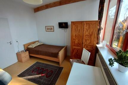 Zimmer, möbliert - 570,00&nbsp;EUR Kaltmiete, ca.&nbsp; 16,00&nbsp;m&sup2; in Berlin (PLZ: 14169) Steglitz-Zehlendorf