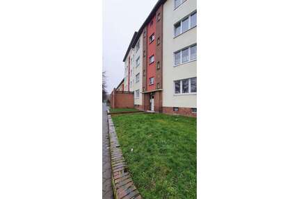 Wohnung zum Mieten in Magdeburg 324,06 € 38.08 m²
