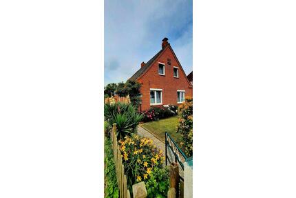 Ferienhaus kl. Einfamilienhaus, voll möbliert - Krummhörn